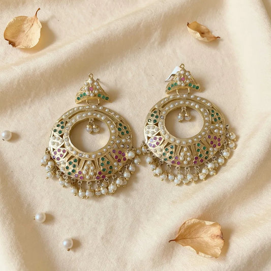 Ornate Kundan Chandbalis