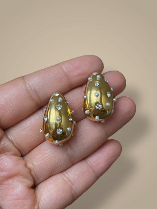 Studded Teardrop Stud Earrings
