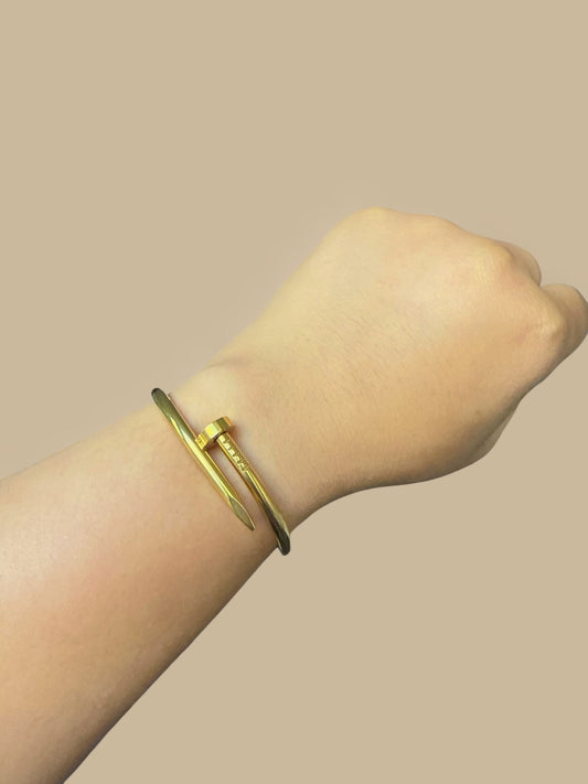 Bold Nail Luxe Bracelet - 50 mm (