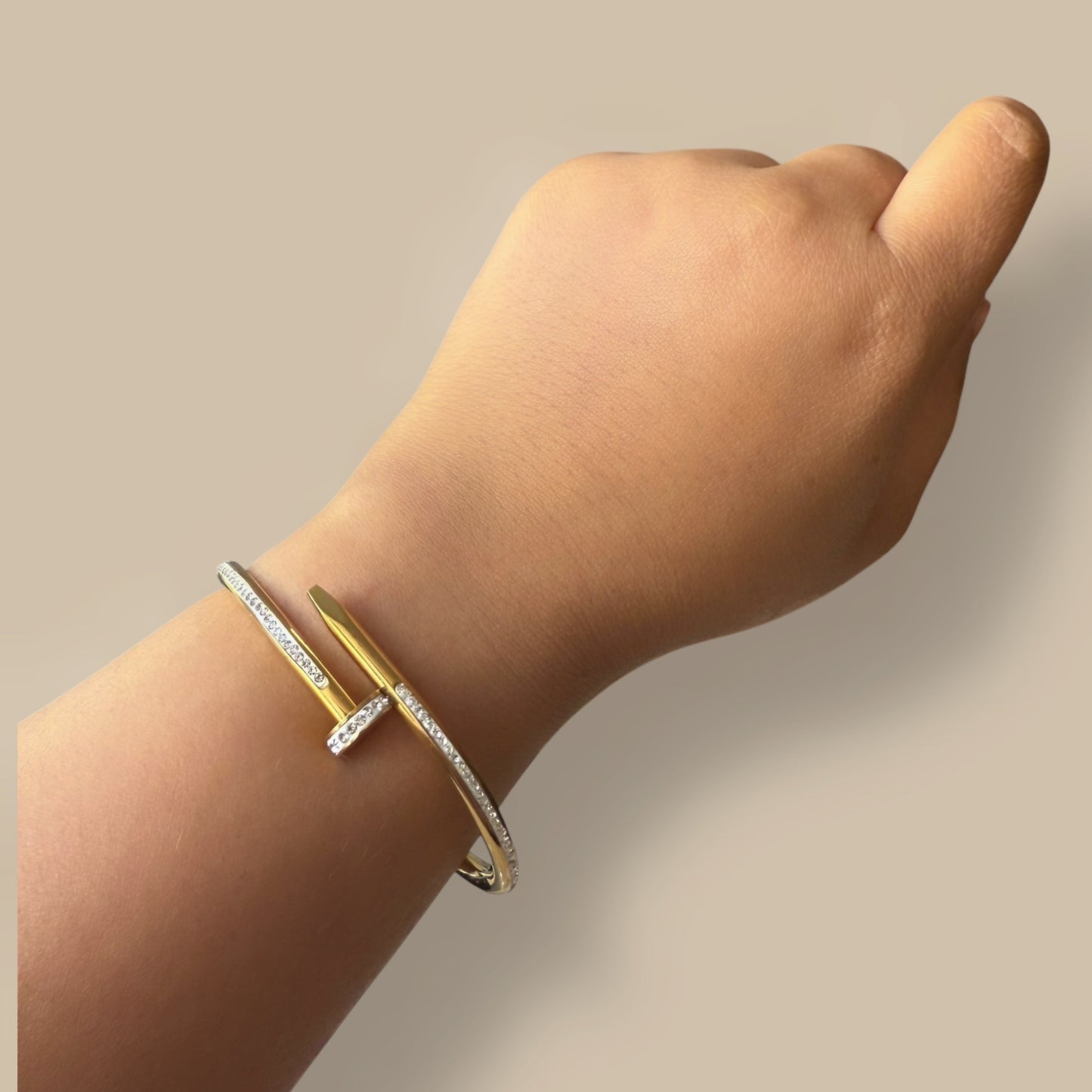 Pavé Nail Wrap Bracelet – Gold