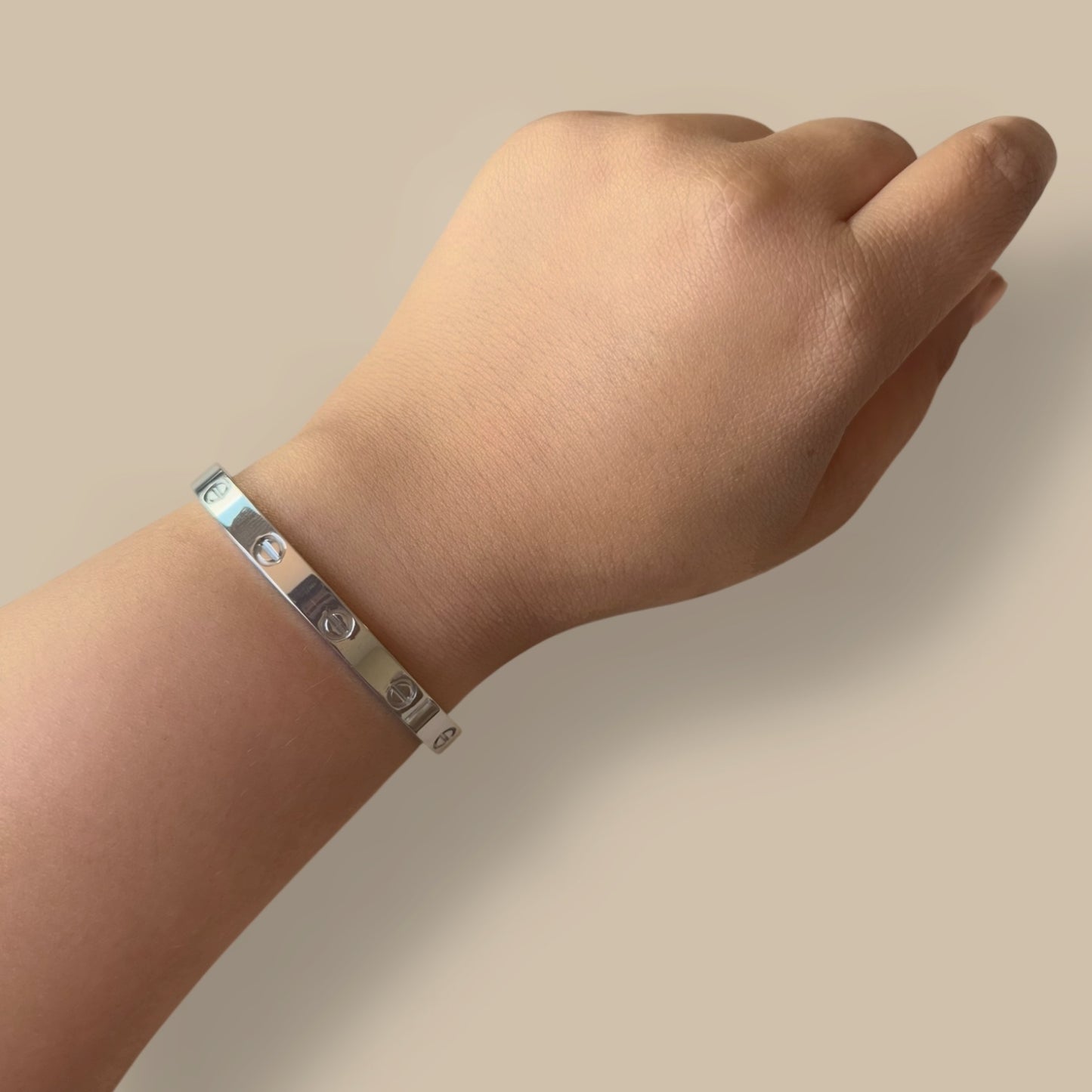 Amour Classic Bangle